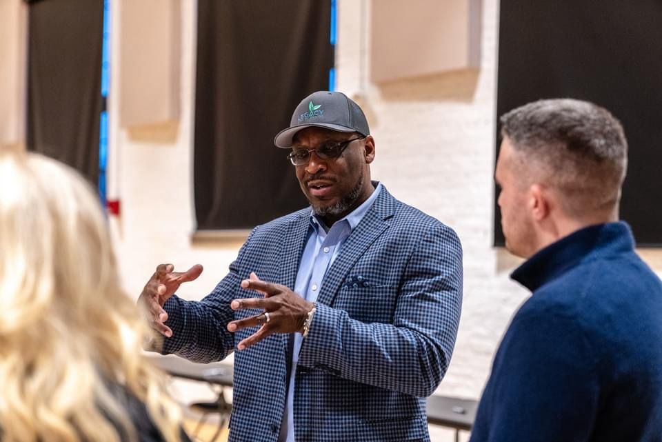 mountain movers leadership hub