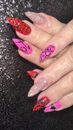 Peace Tree Nails